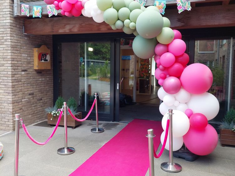 Opening nieuwe tuinkamer Oudorperzand